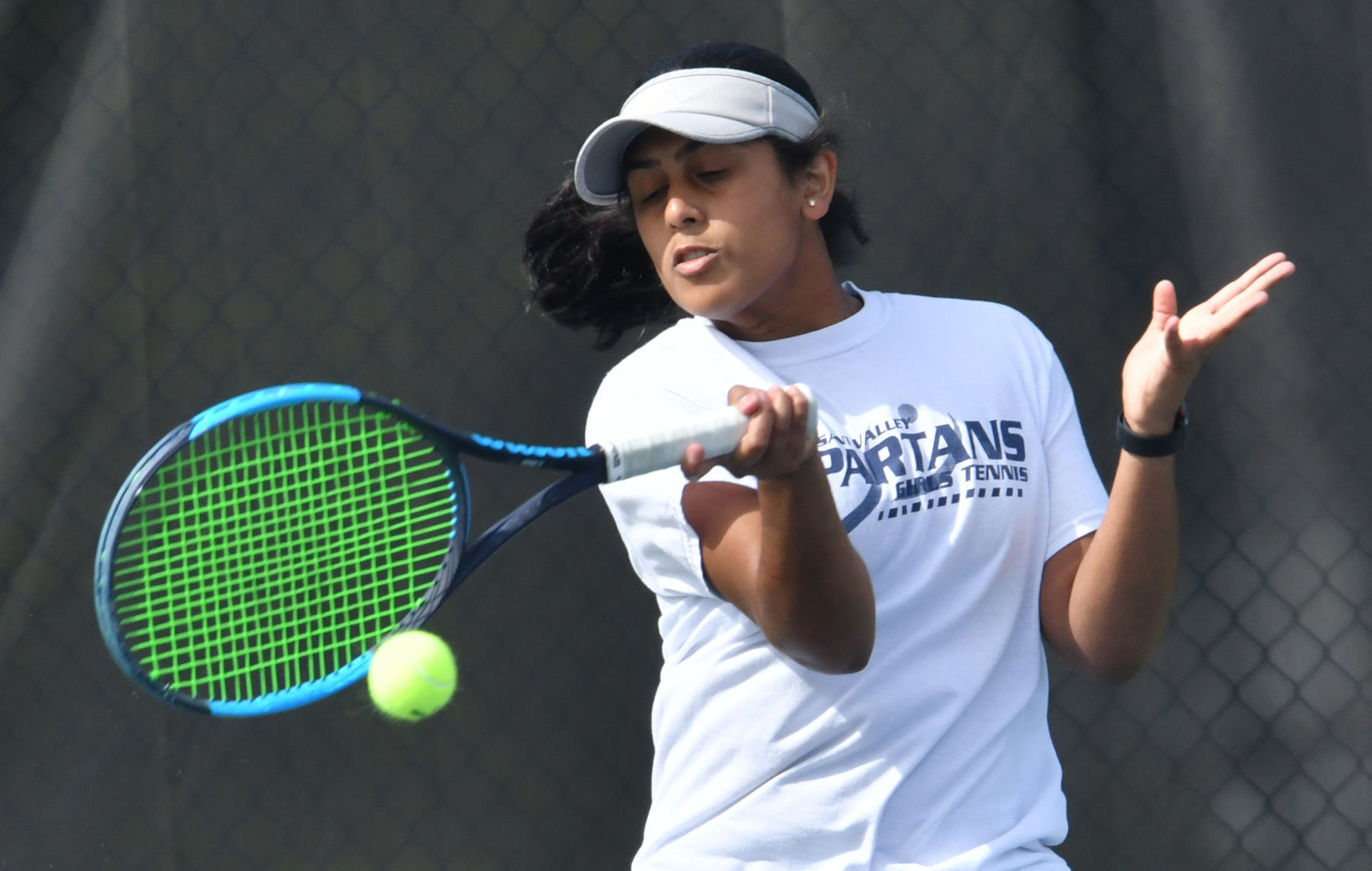 051121-qc-spt-mac girls tennis-132